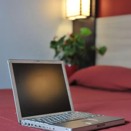 Brit Saint-quentin Hotel Fayet (Aisne)