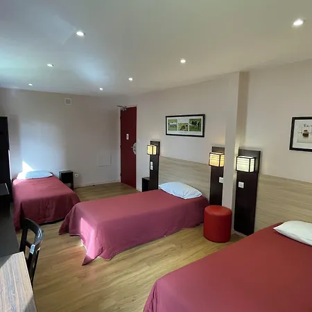 Brit Saint-quentin Hotel 2*