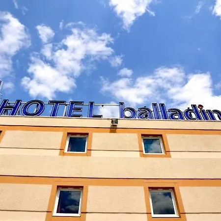 Brit Saint-quentin Hotel